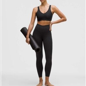 New Lululemon Glow Up SHR Tight 25"   Snake Structure Emboss Black Size 2